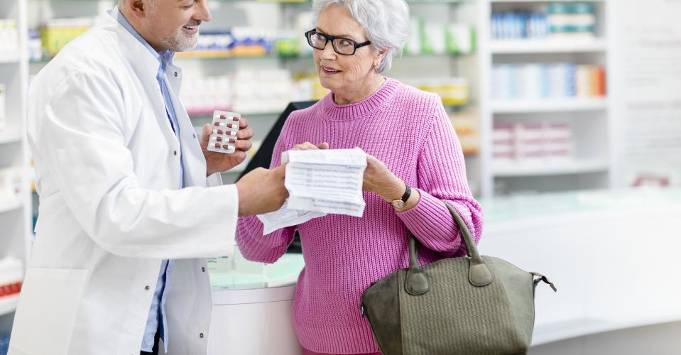 Beratung zum Beipackzettel in der Apotheke